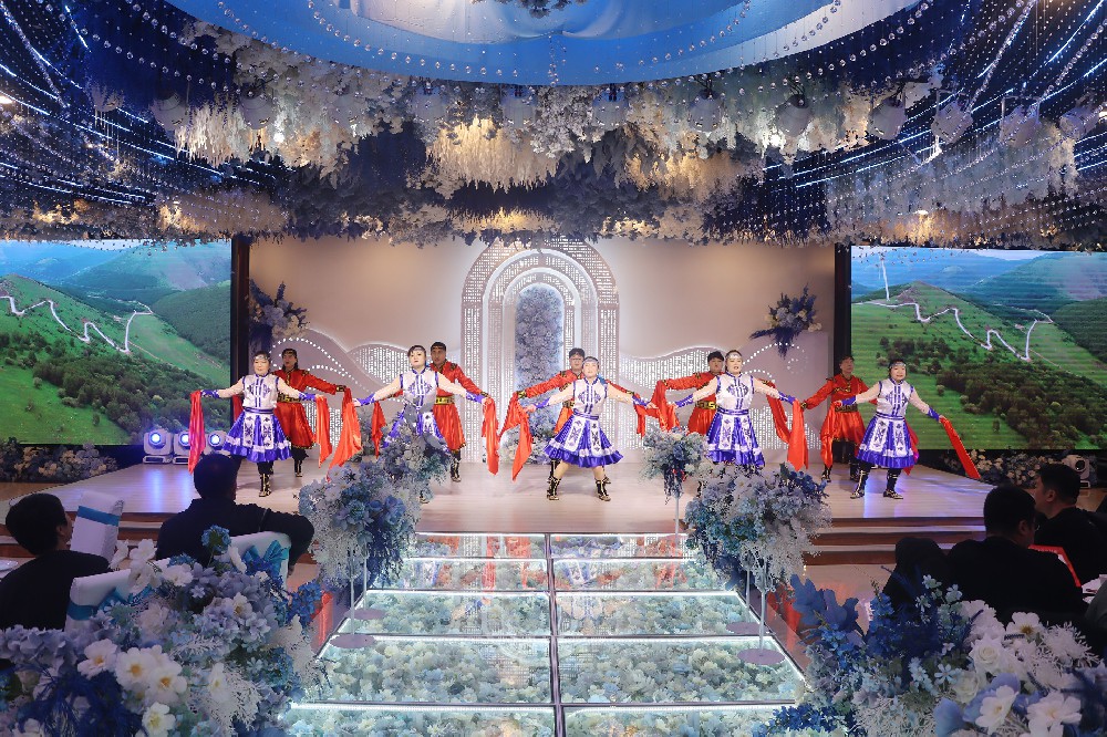砥砺奋进二十载，传承光明向百年&mdash;&mdash;赤峰朝聚眼科医院新年联欢会圆满落幕